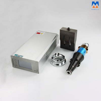ensemble de soudure ultrasonore de 15KHz 2600W avec le transducteur et le klaxon de générateur de PLC Digital