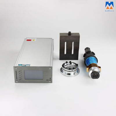 ensemble de soudure ultrasonore de 15KHz 2600W avec le transducteur et le klaxon de générateur de PLC Digital