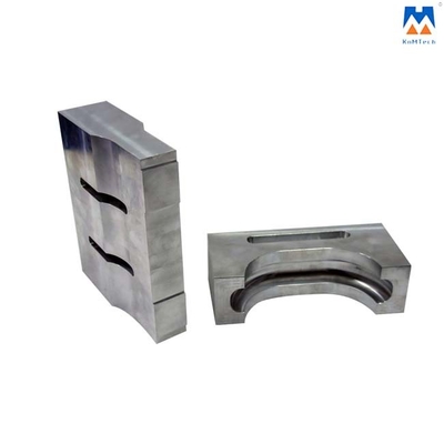 Matériel en aluminium ultrasonore de soudure Sonotrode pour les pièces en plastique